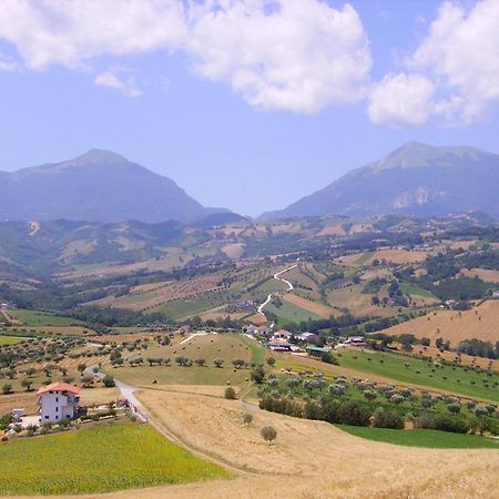 Agriturismo Il Vecchio Carro Campli Exteriér fotografie